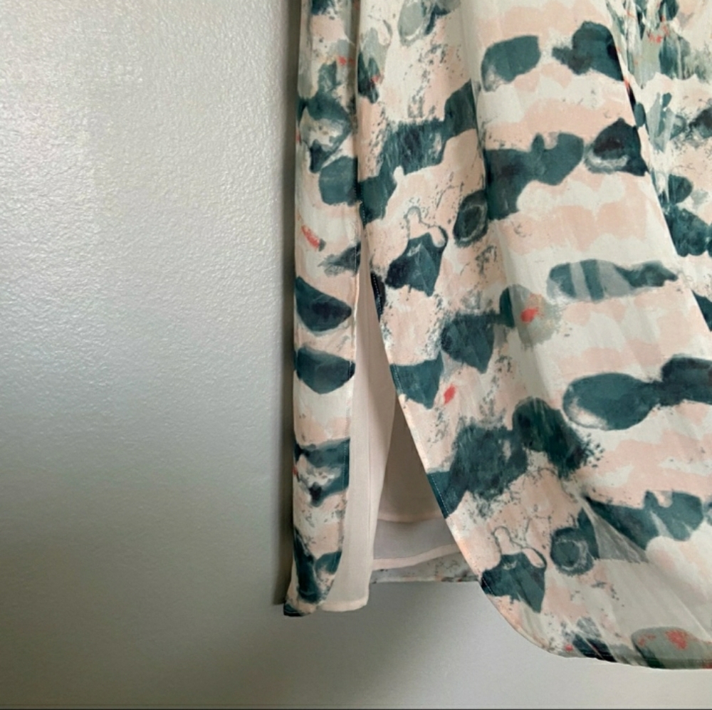 CAbi Watercolor sleeveless blouse, XS - Picture 4 of 7